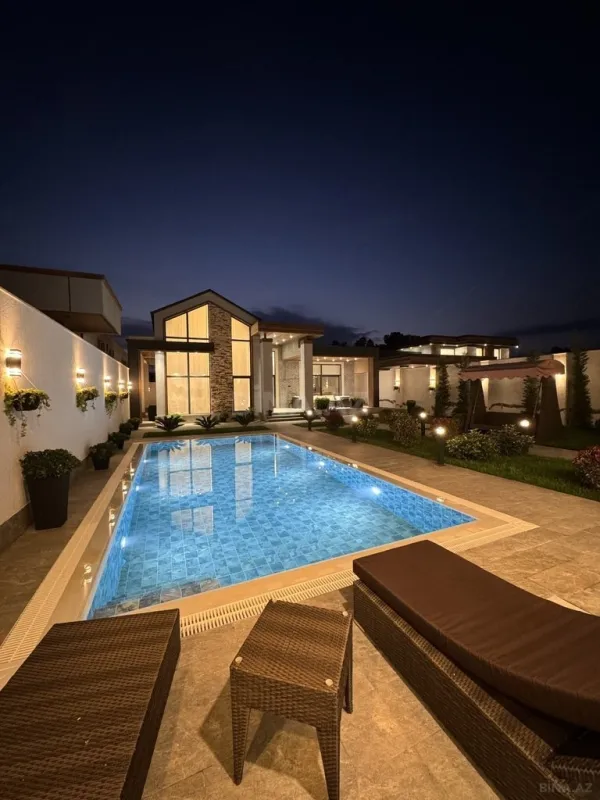 Satılır 4 otaqlı həyət evi 220 m²