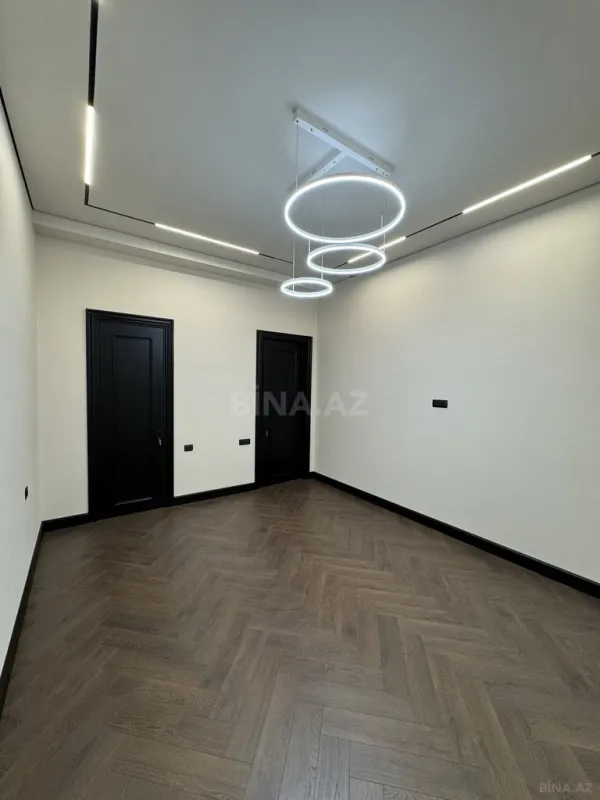 Satılır 4 otaqlı həyət evi 220 m²