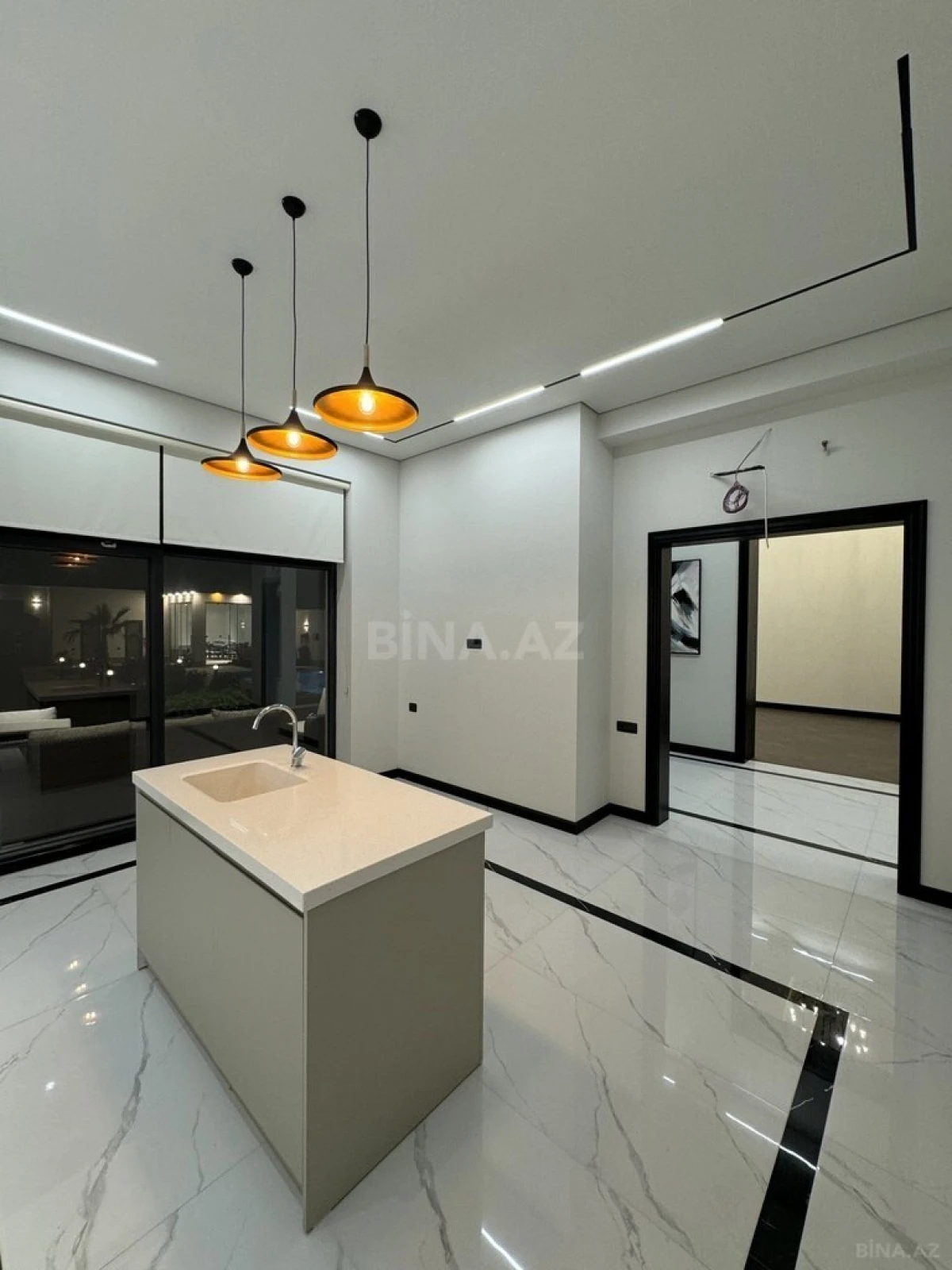 Satılır 4 otaqlı həyət evi 220 m²