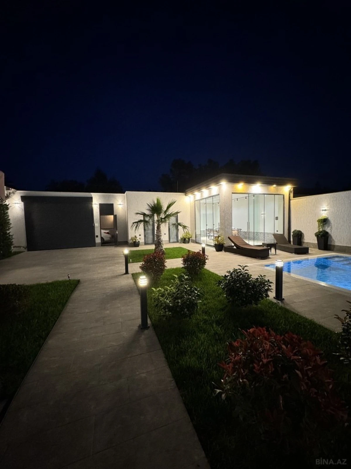 Satılır 4 otaqlı həyət evi 220 m²