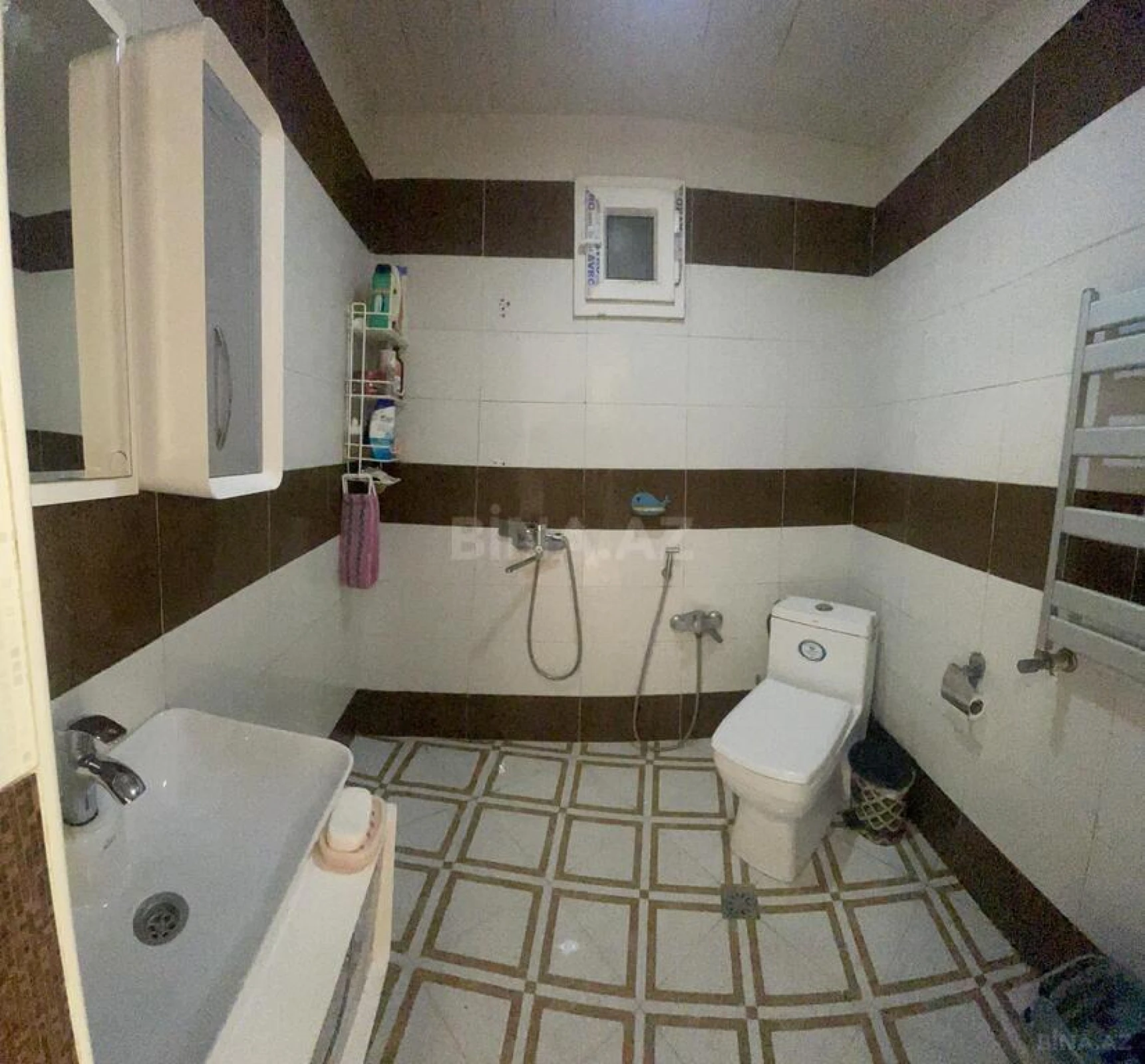 Satılır 4 otaqlı həyət evi 111 m²
