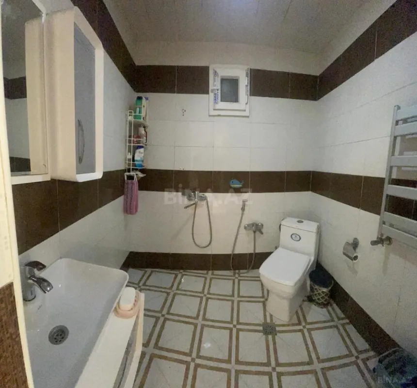 Satılır 4 otaqlı həyət evi 111 m²