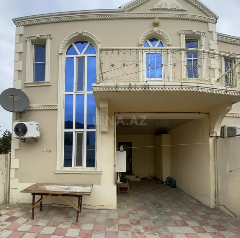 Satılır 4 otaqlı həyət evi 111 m²