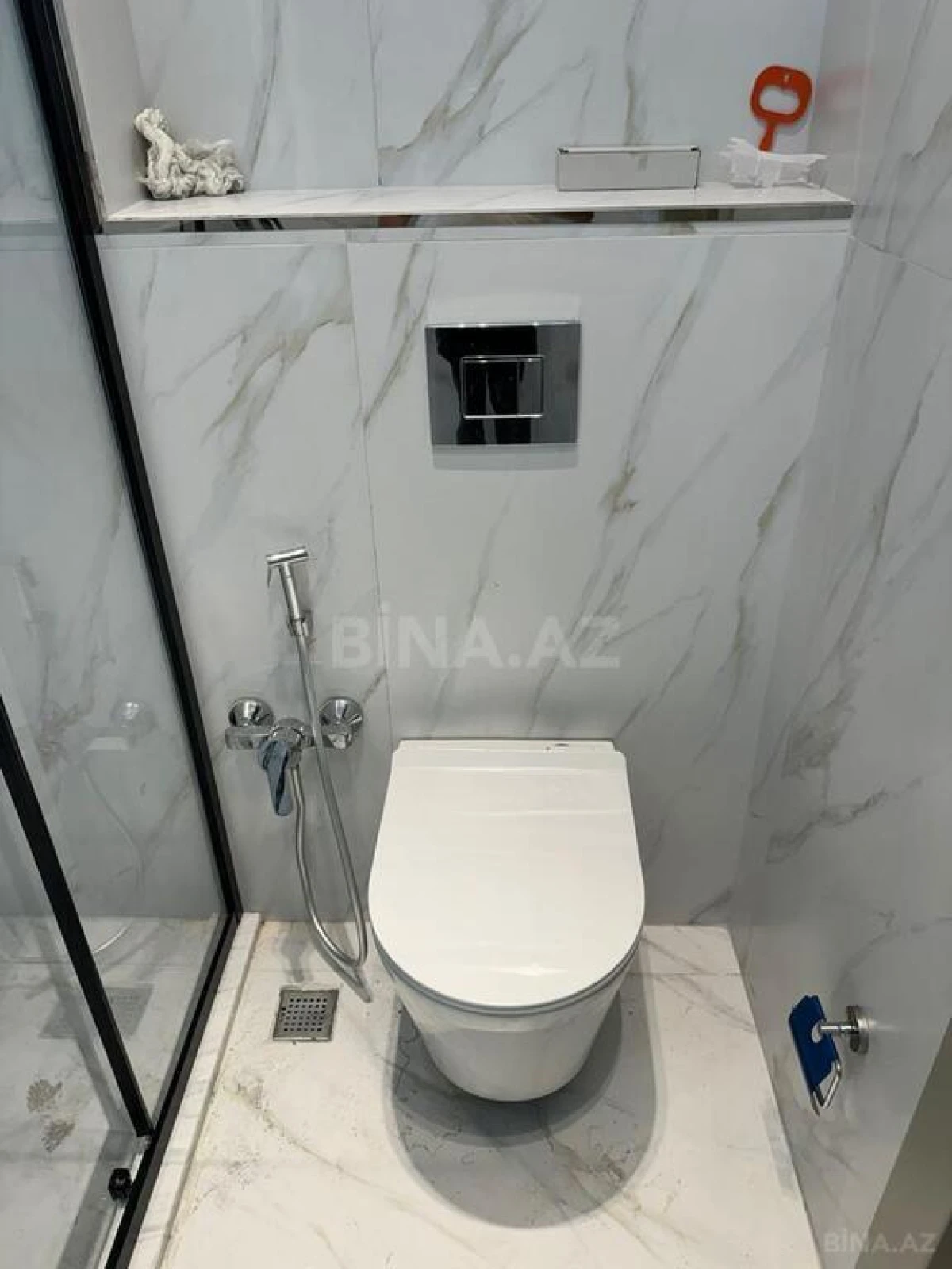 Satılır 5 otaqlı həyət evi 350 m²