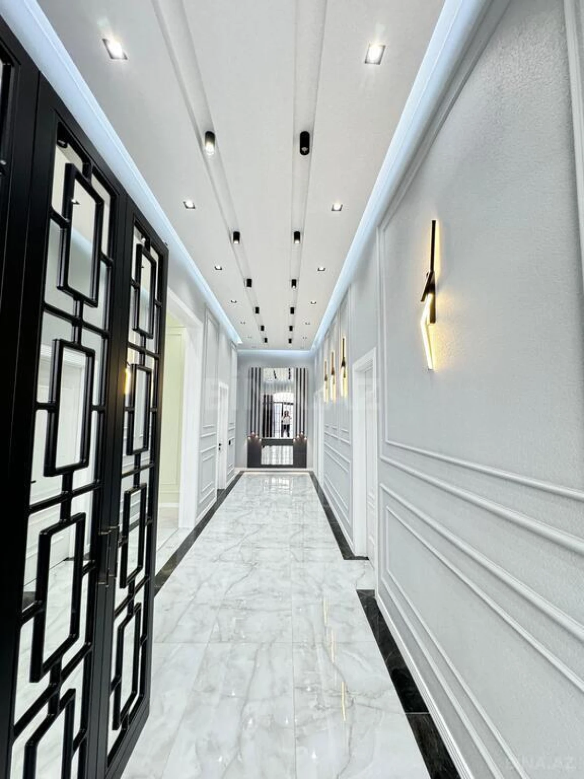 Satılır 4 otaqlı həyət evi 200 m²
