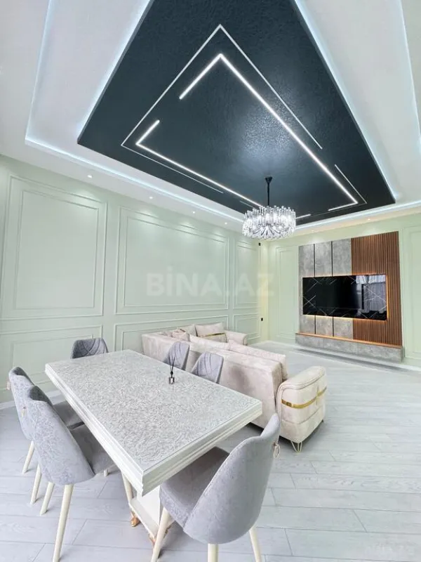 Satılır 4 otaqlı həyət evi 200 m²