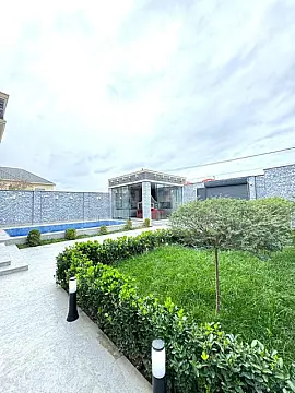 Satılır 4 otaqlı həyət evi 200 m²