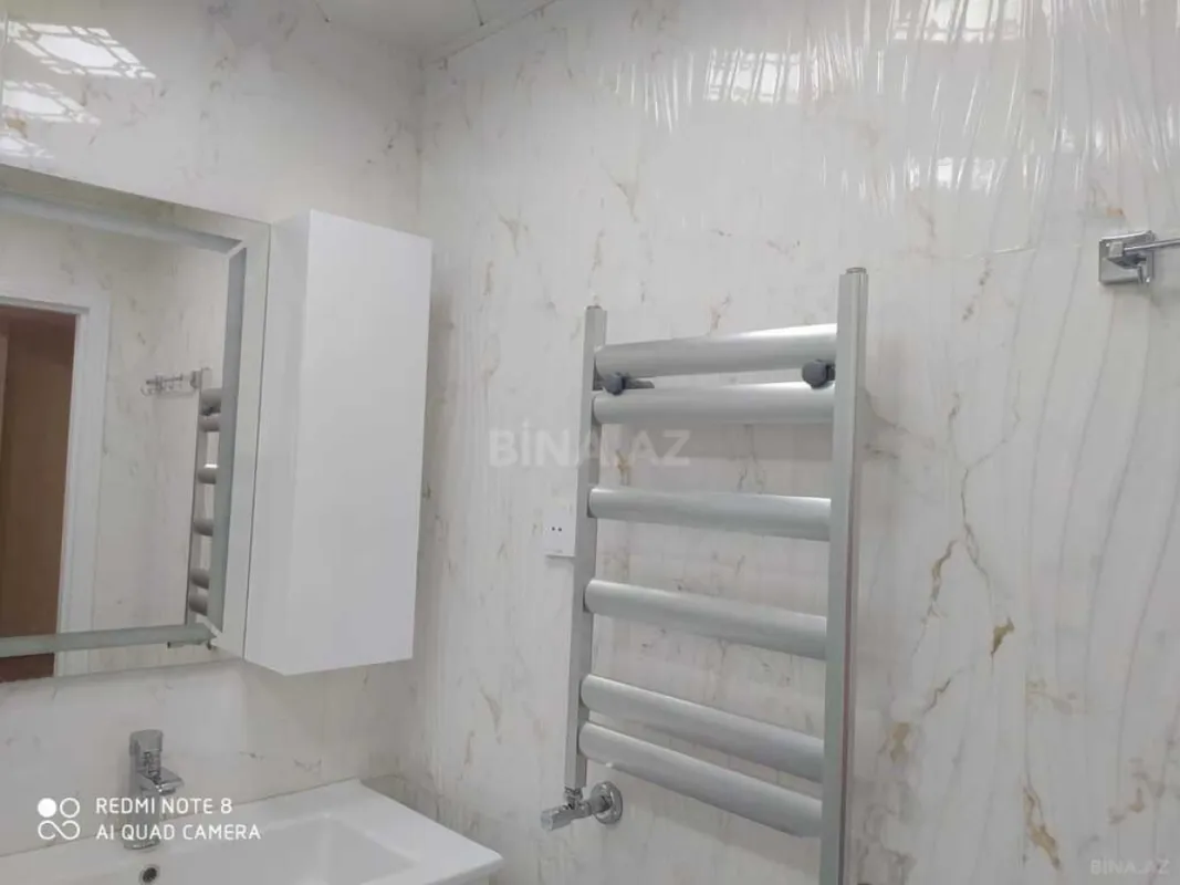 Satılır 3 otaqlı mənzil 76 m²