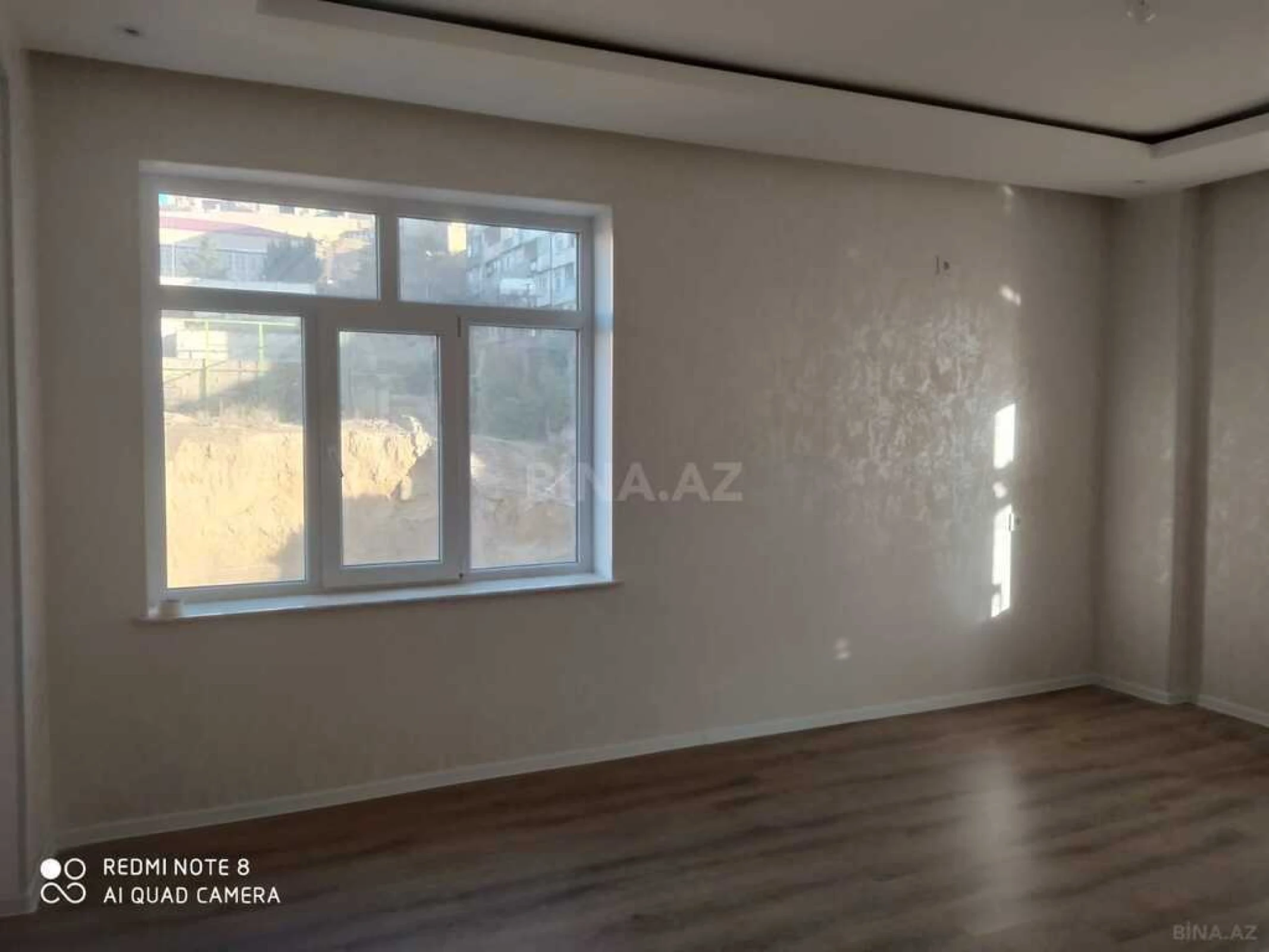 Satılır 3 otaqlı mənzil 76 m²