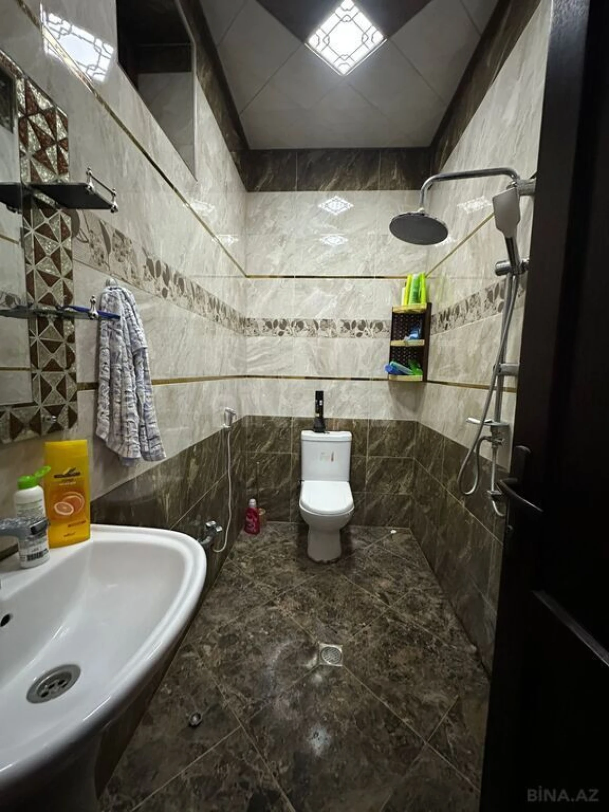 Satılır 7 otaqlı həyət evi 290 m²