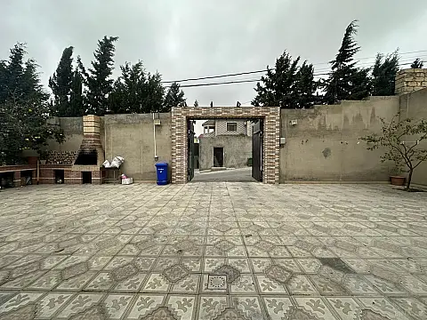 Satılır 7 otaqlı həyət evi 290 m²