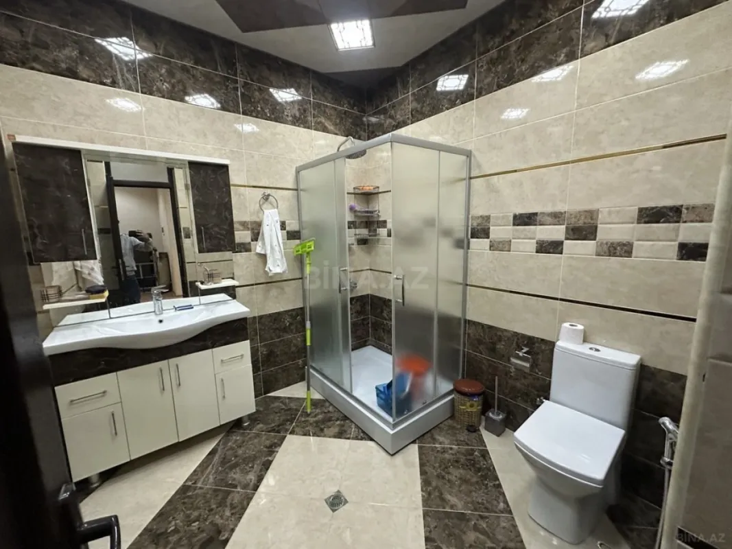 Satılır 7 otaqlı həyət evi 290 m²