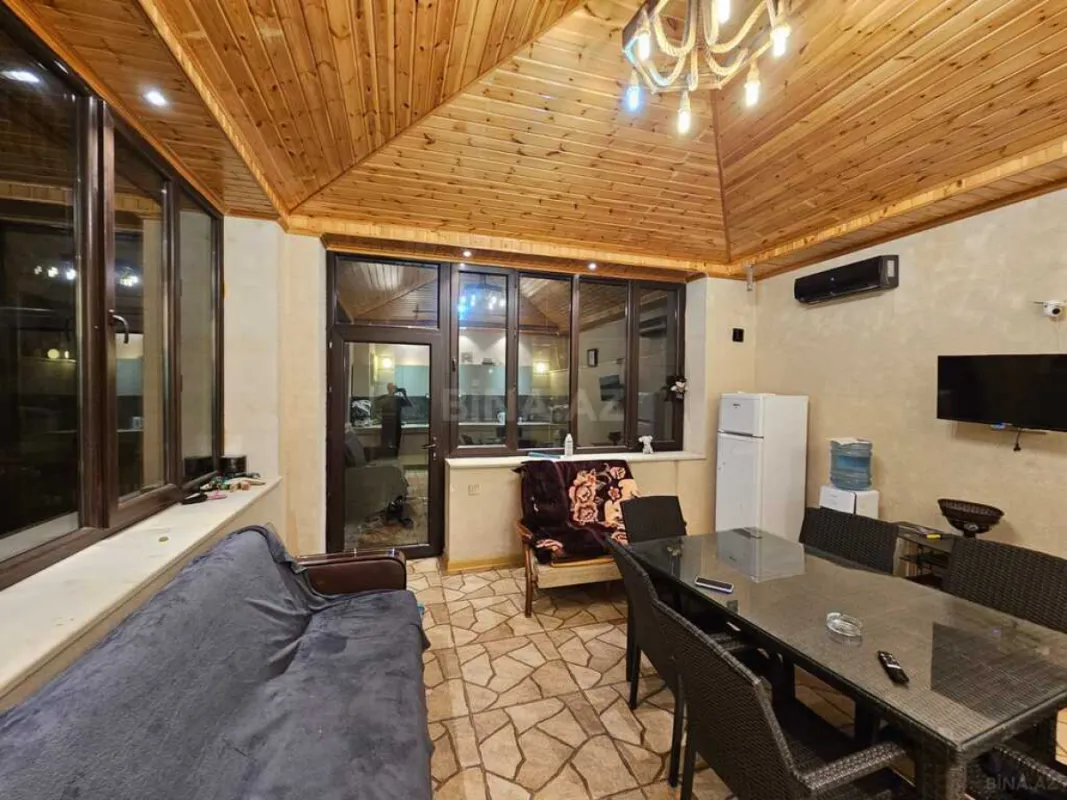 Kirayə verilir 5 otaqlı həyət evi 230 m²