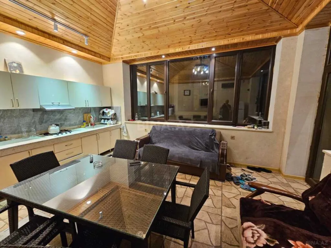 Kirayə verilir 5 otaqlı həyət evi 230 m²