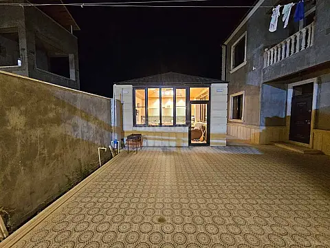 Kirayə verilir 5 otaqlı həyət evi 230 m²