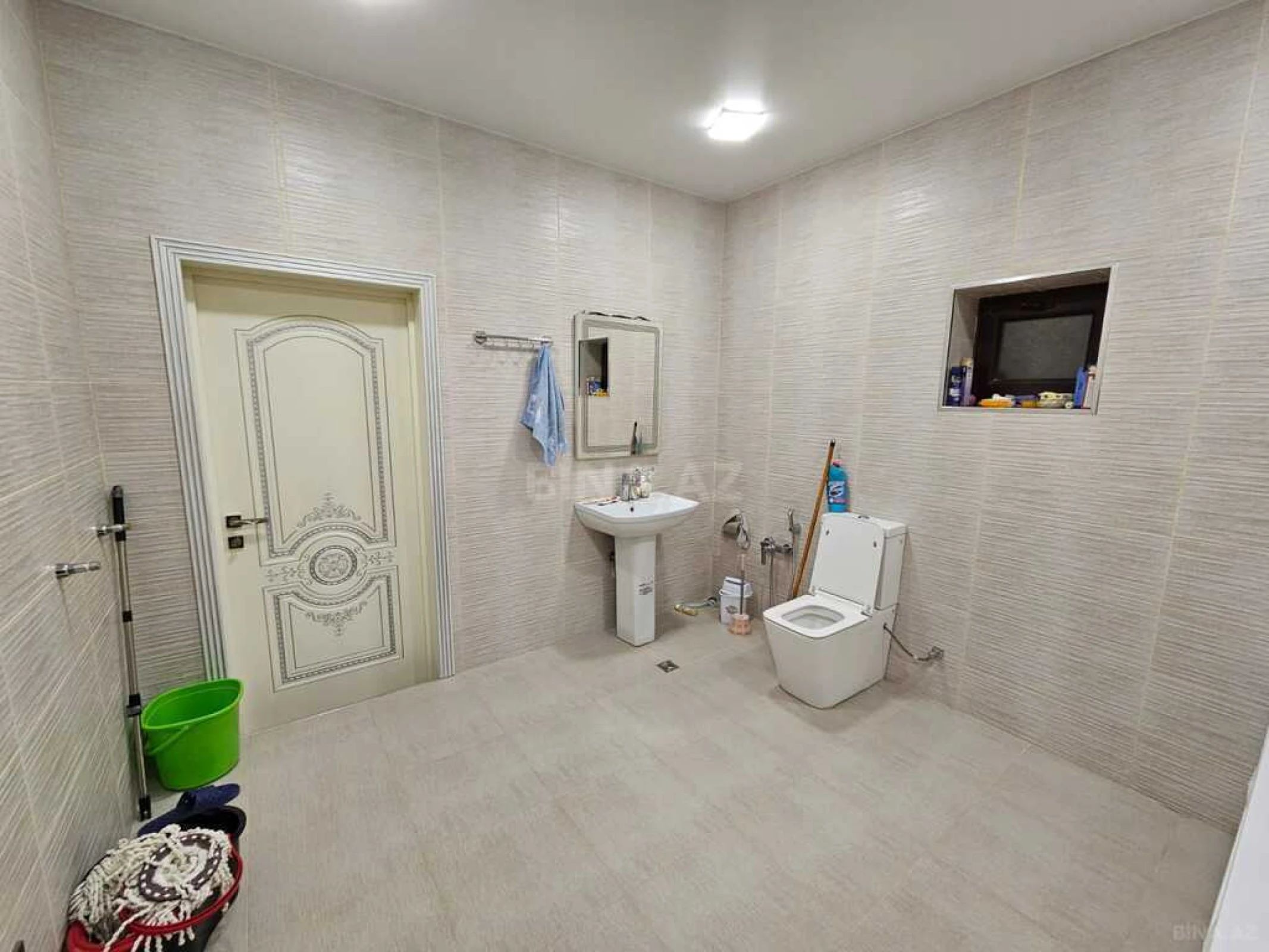 Kirayə verilir 5 otaqlı həyət evi 230 m²