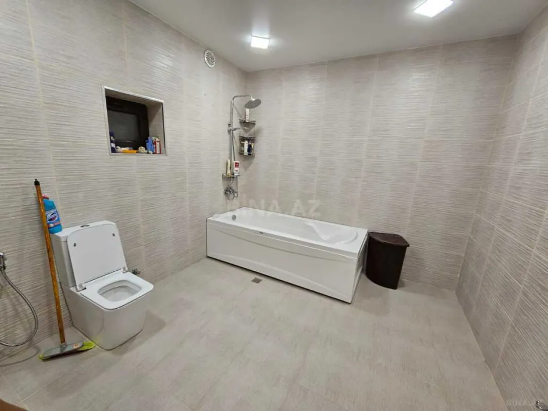 Kirayə verilir 5 otaqlı həyət evi 230 m²