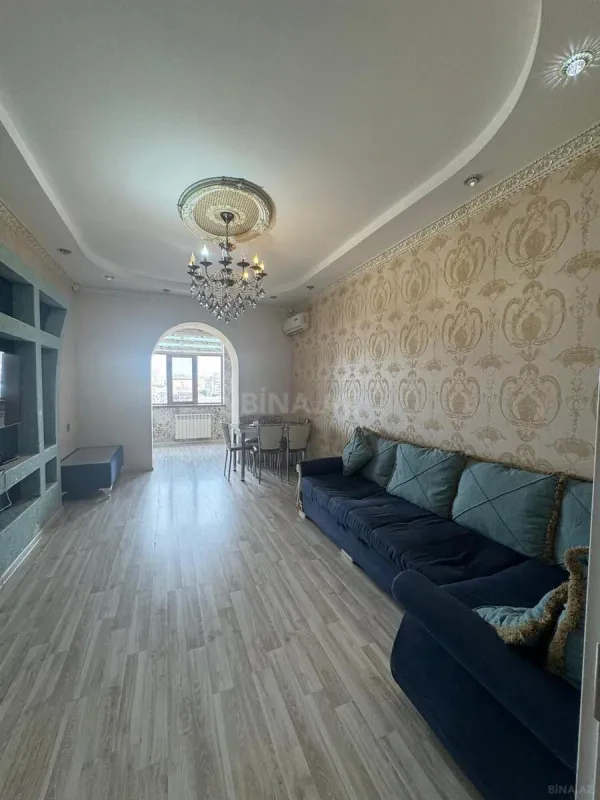 Satılır 2 otaqlı mənzil 72 m²