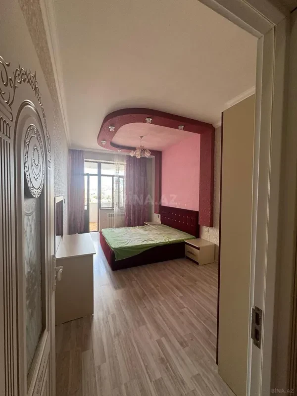 Satılır 2 otaqlı mənzil 72 m²
