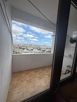 Satılır 2 otaqlı mənzil 72 m²