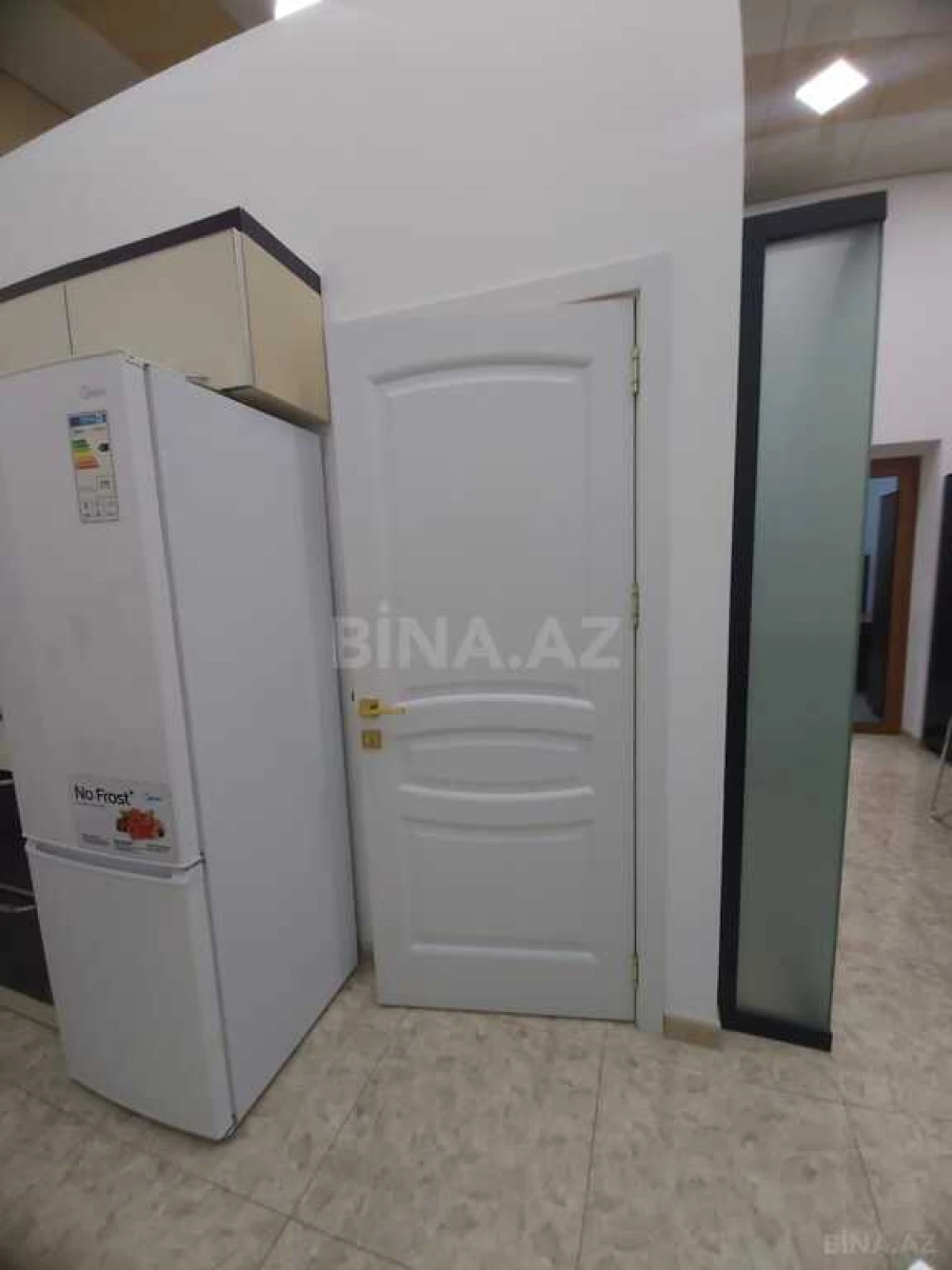 Kirayə verilir 2 otaqlı ofis 45 m²