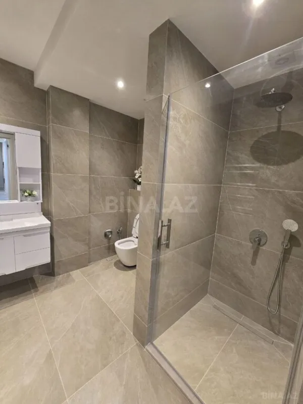 Satılır 2 otaqlı mənzil 120 m²