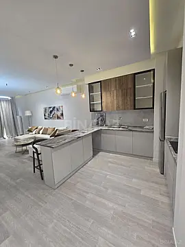 Satılır 2 otaqlı mənzil 120 m²