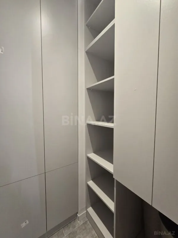 Satılır 2 otaqlı mənzil 120 m²