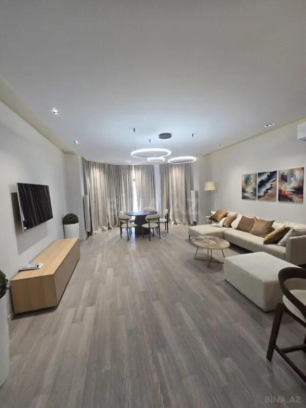 Satılır 2 otaqlı mənzil 120 m²
