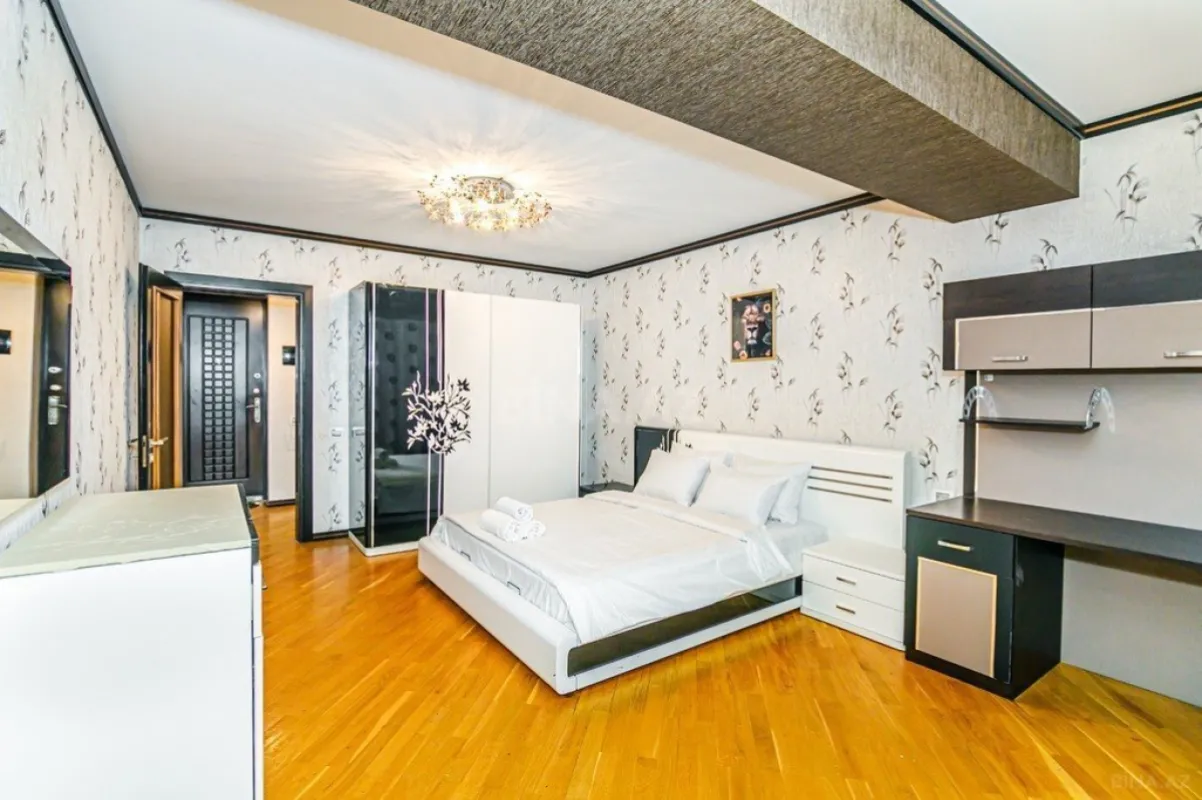 Kirayə verilir 3 otaqlı mənzil 98 m²
