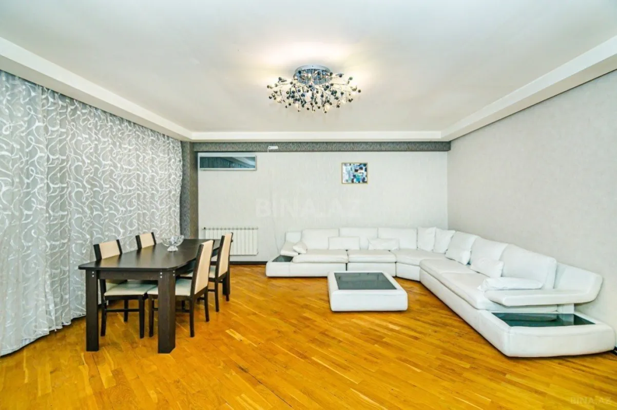 Kirayə verilir 3 otaqlı mənzil 98 m²