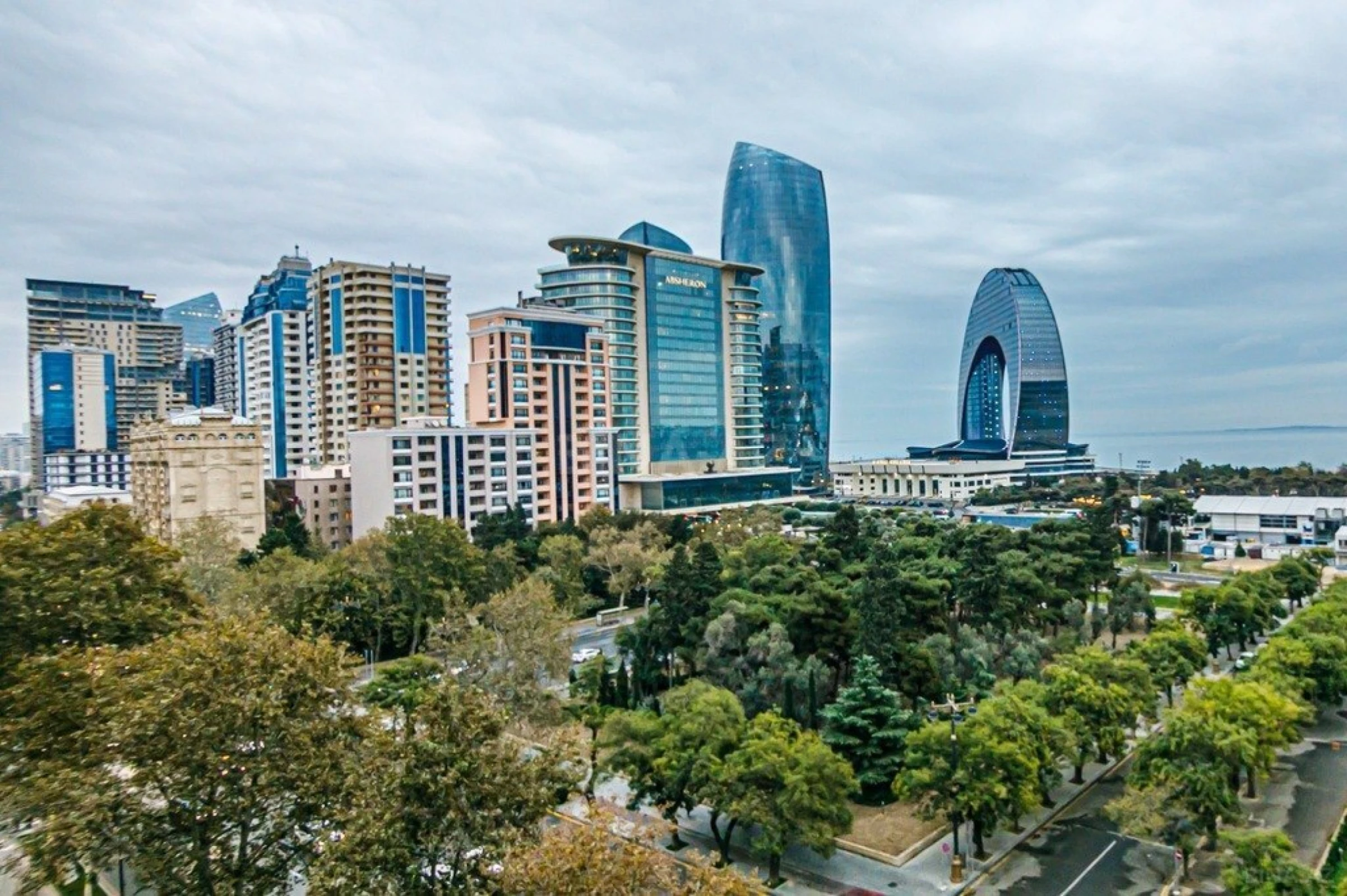 Kirayə verilir 3 otaqlı mənzil 98 m²