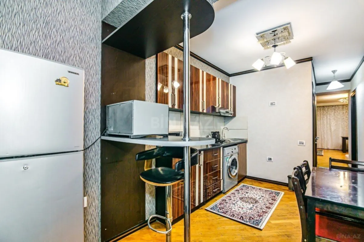 Kirayə verilir 3 otaqlı mənzil 98 m²