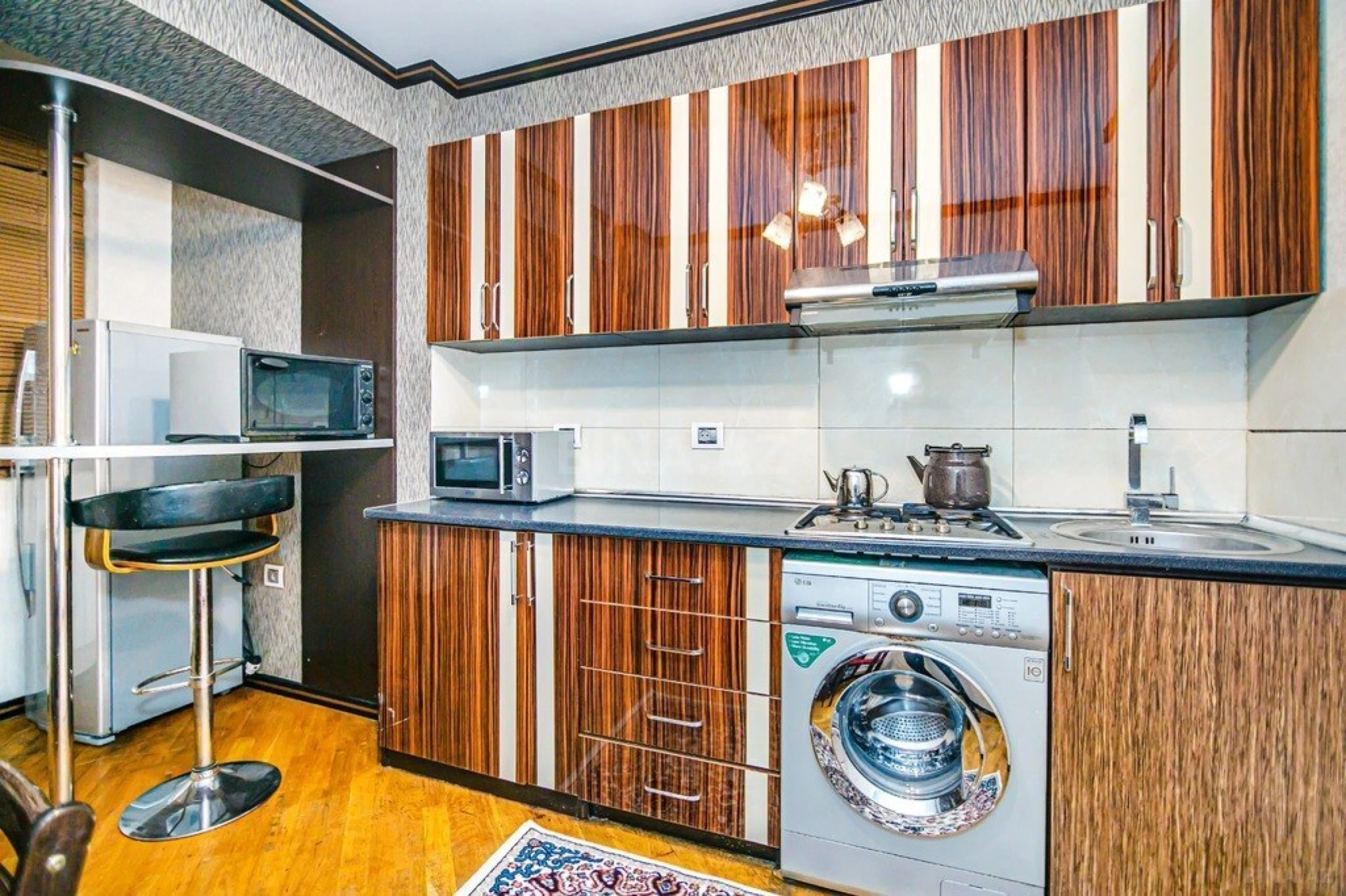 Kirayə verilir 3 otaqlı mənzil 98 m²