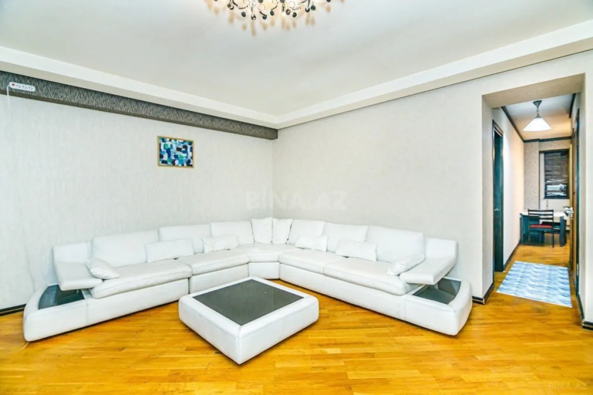 Kirayə verilir 3 otaqlı mənzil 98 m²