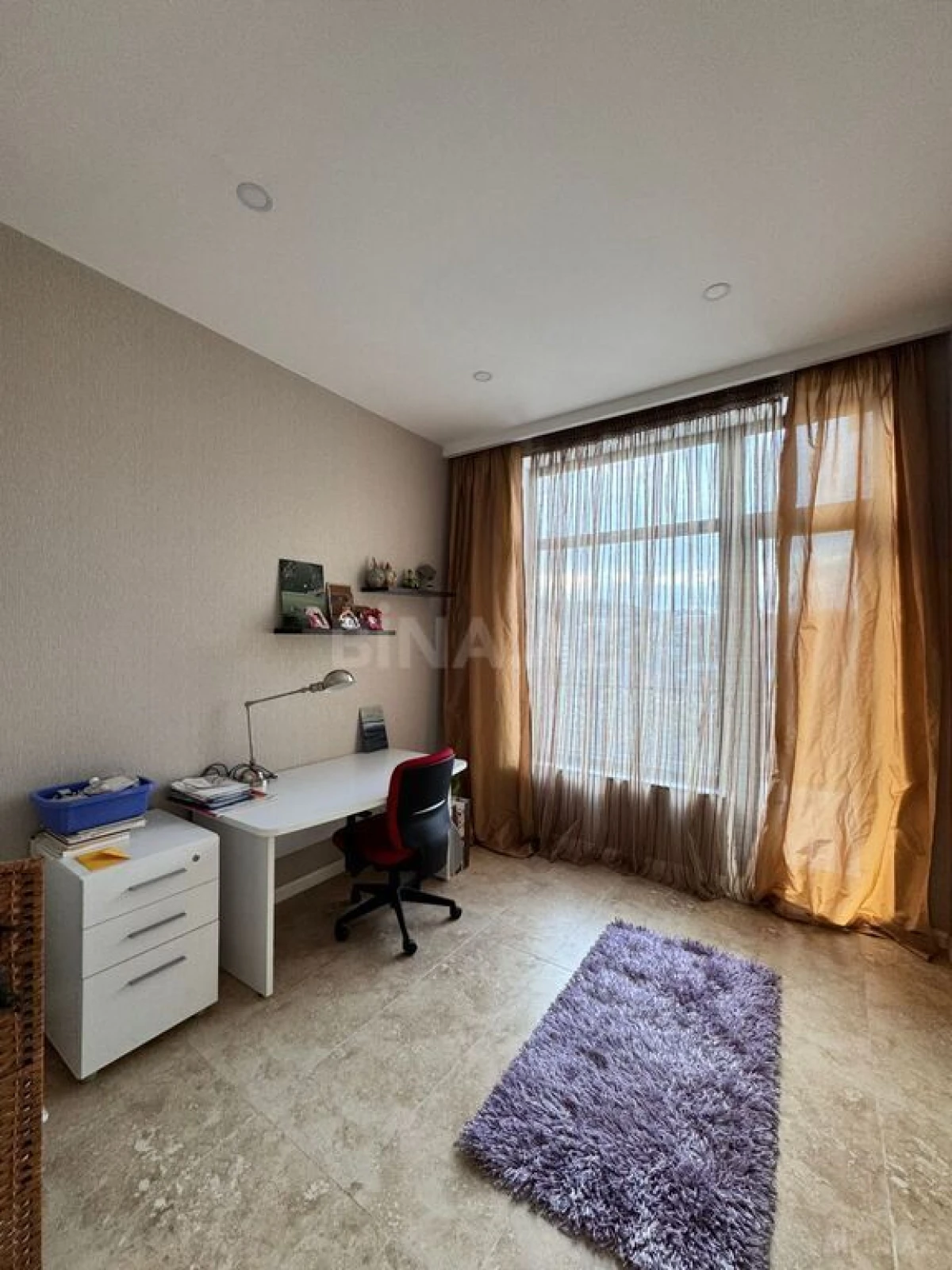 Satılır 6 otaqlı həyət evi 300 m²