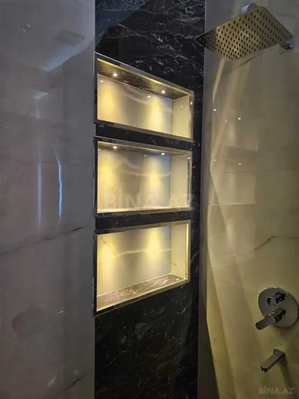 Satılır 3 otaqlı mənzil 114 m²