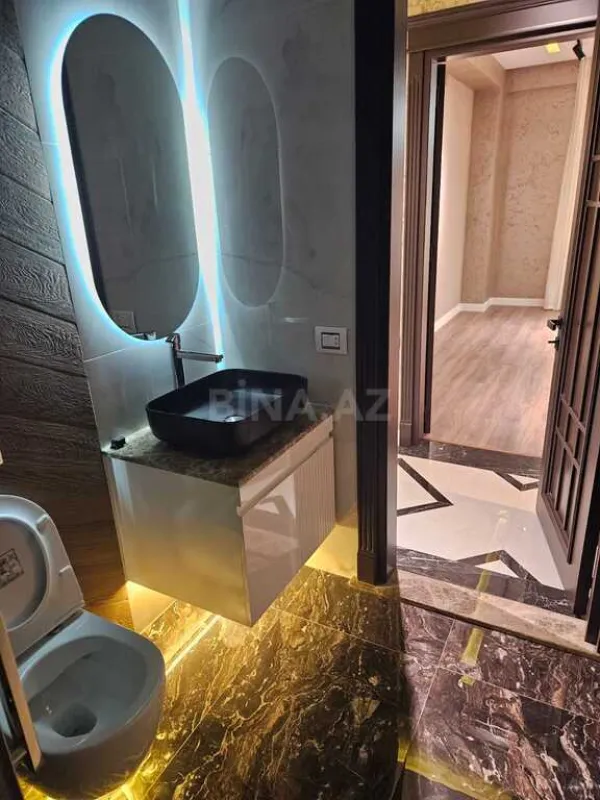 Satılır 3 otaqlı mənzil 114 m²