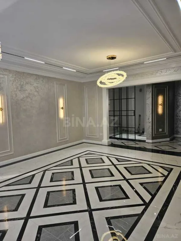 Satılır 3 otaqlı mənzil 114 m²