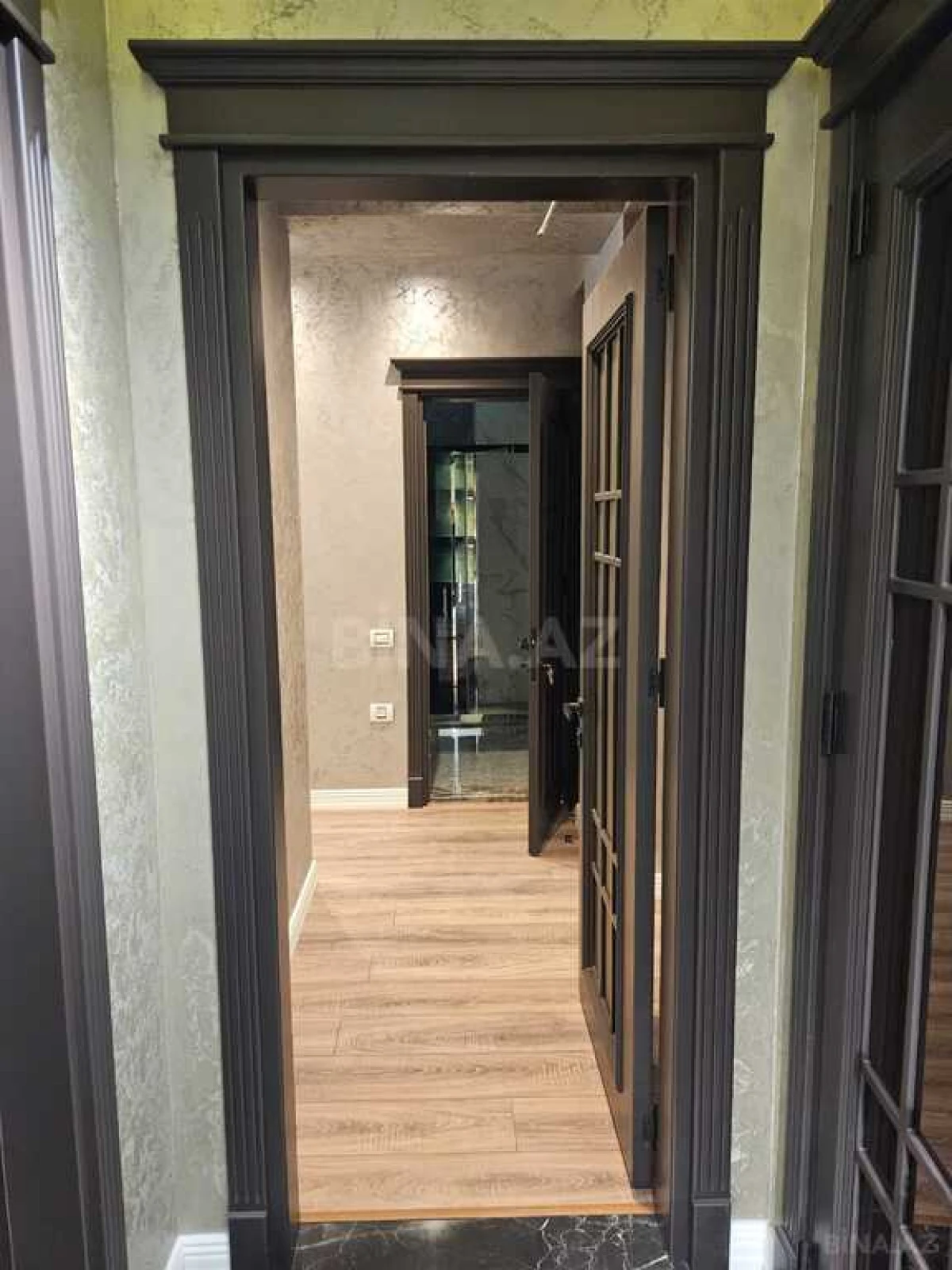 Satılır 3 otaqlı mənzil 114 m²