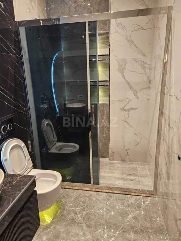Satılır 3 otaqlı mənzil 114 m²