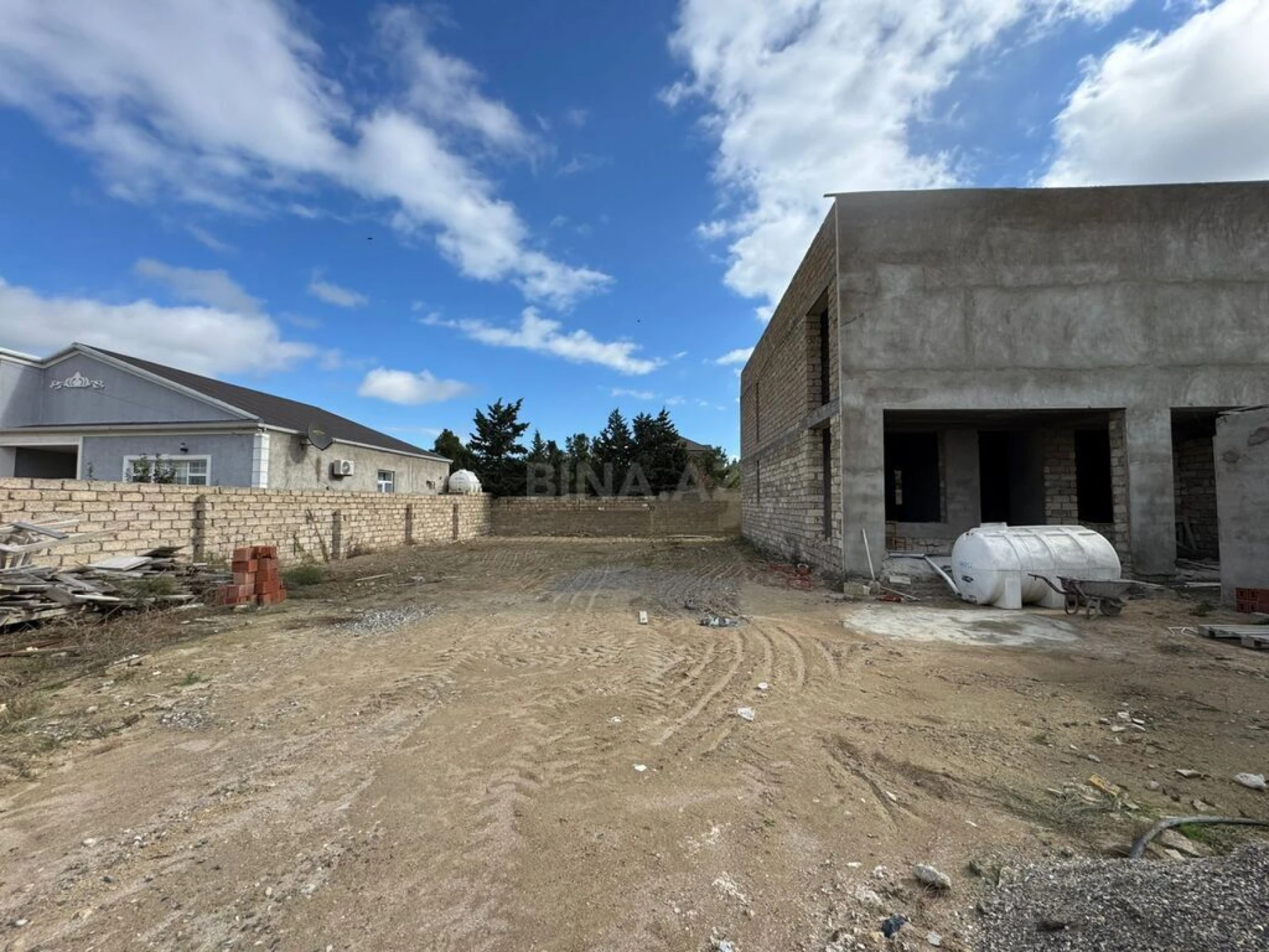 Satılır torpaq sahəsi 8 m²