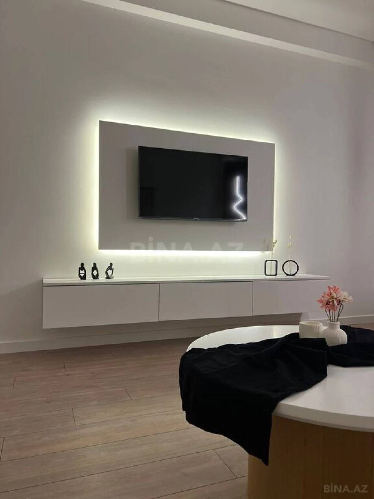 Kirayə verilir 3 otaqlı mənzil 110 m²