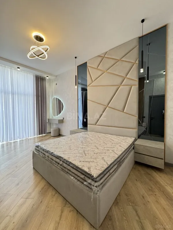 Satılır 4 otaqlı həyət evi 180 m²