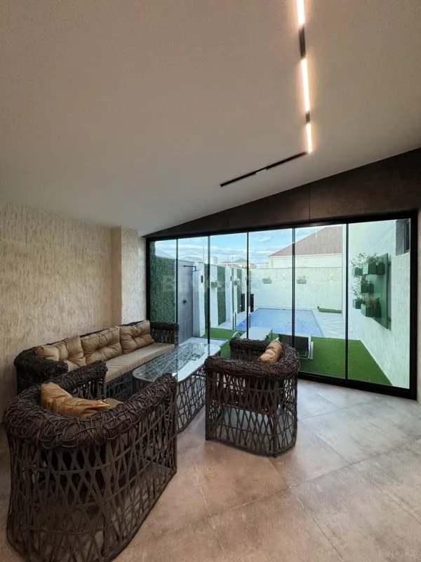 Satılır 4 otaqlı həyət evi 180 m²