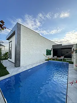 Satılır 4 otaqlı həyət evi 180 m²