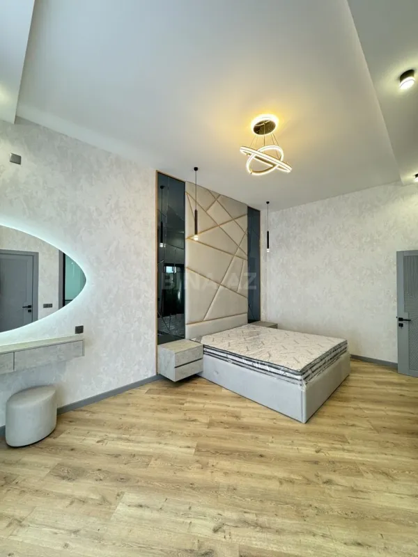 Satılır 4 otaqlı həyət evi 180 m²