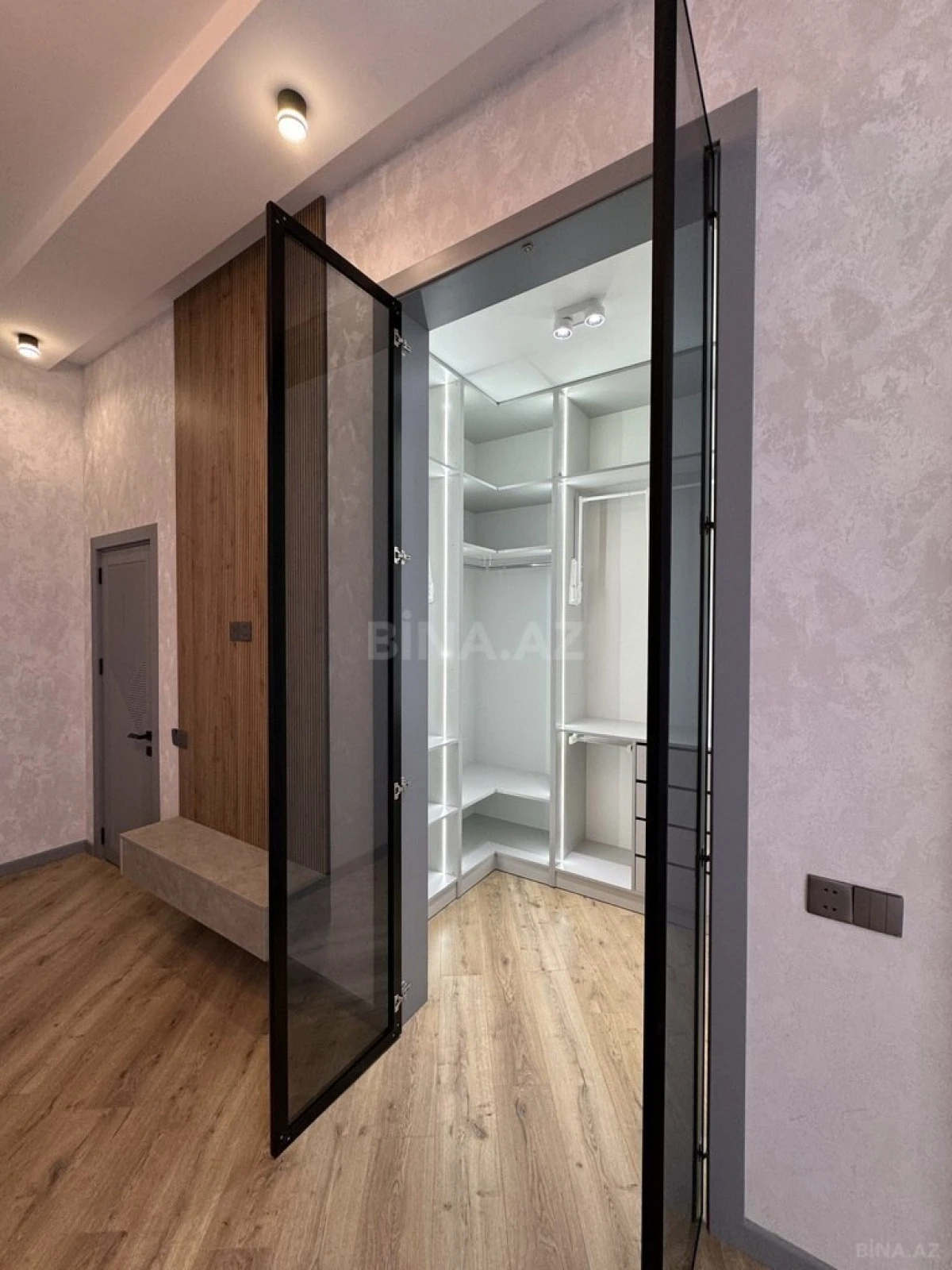 Satılır 4 otaqlı həyət evi 180 m²