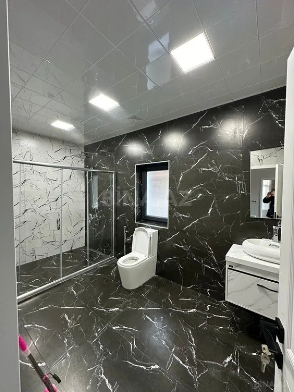 Kirayə verilir 5 otaqlı həyət evi 280 m²