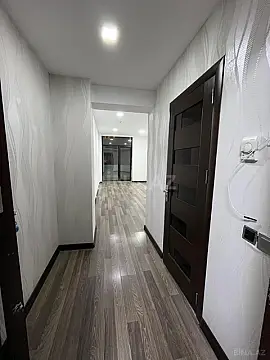 Kirayə verilir 1 otaqlı ofis 27 m²